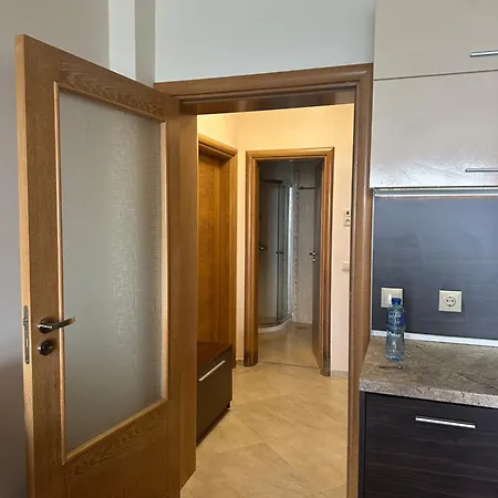 Casa Del Mar Apartment *