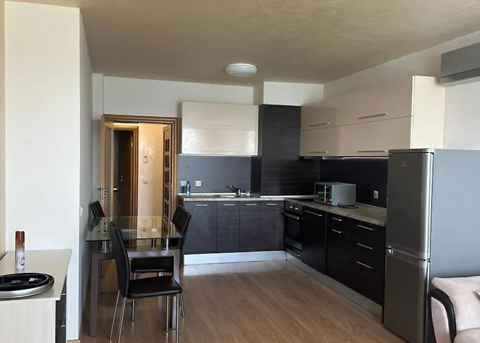 Casa Del Mar Apartment